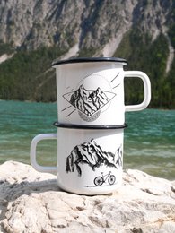 Enamel cup mountains and wheel