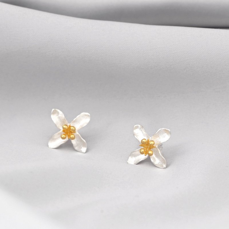 Lily Flower Stud Earrings - 925 Sterling Silver Stud Earrings - OHR925-41