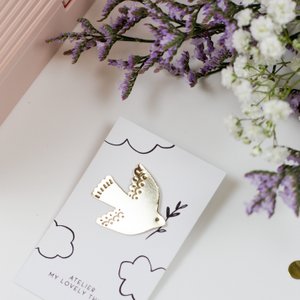 Anstecknadel Taube - Schöne Anstecknadel einer Taube