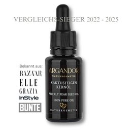 Organic prickly pig seed oil face serum in a 20 ml bottle. Nourishing and moisturizing formula for healthy skin.