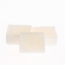 White linen-scented amber cubes, 10 pieces, for business-to-business use.