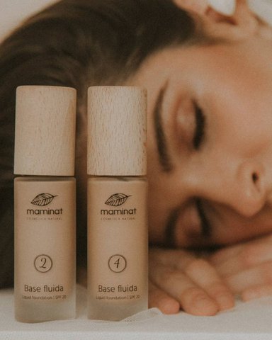 Natural Makeup Base – Luminous finish and medium coverage