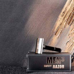 MEN³ SAFETY RAZOR