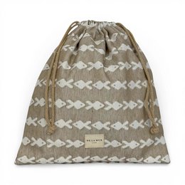  Beige lunch box with geometric arrow pattern, drawstring closure, machine washable fabric, compact size.