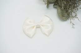 Satin regular bow