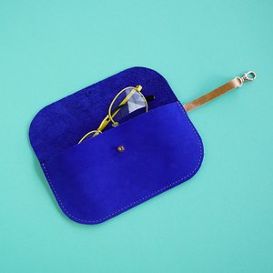 leather spectacle case BIO kobalt