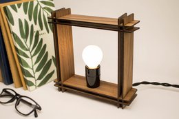 Hashtag LAMP No. 1 carré noyer – Lampe de table dimmable minimaliste - Cadeau de Noël