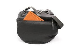 Tia Medium Pouch Zwart