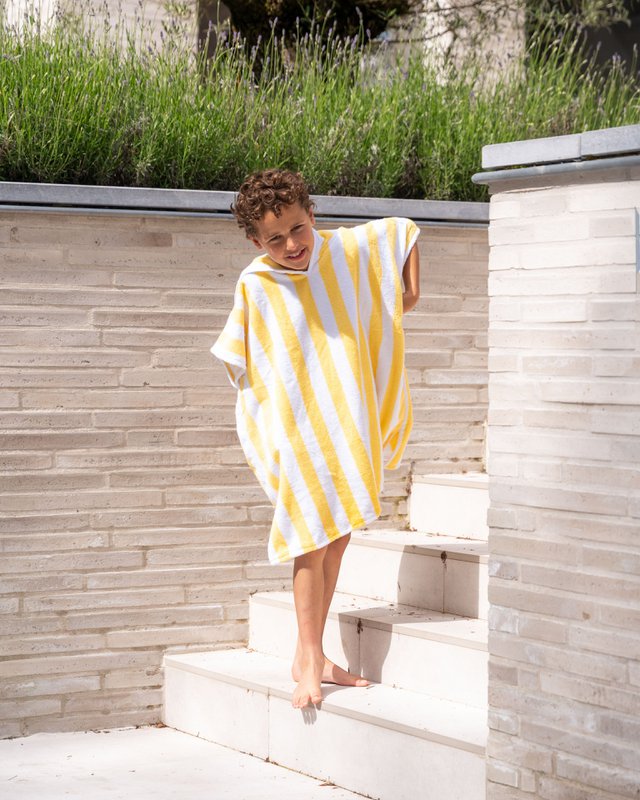 Kinderbadstrandponcho geel
