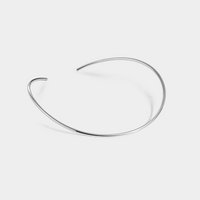 Rigid semi-open silver necklace