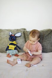 Gabin Activity Rabbit (på lager 15. februar 2023)