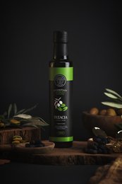 Olive oil flavored with fresh pistachio. Rich, nutty flavor with a vibrant green color. Ideal for drizzling over salads, pasta, or dipping bread.