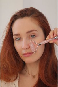Rose Quartz Dual Action Roller