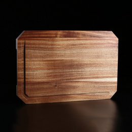 IZUMI ICHIAGO Schneidebrett - 45x30x3,5cm, Akazienholz mit Leinöl behandelt