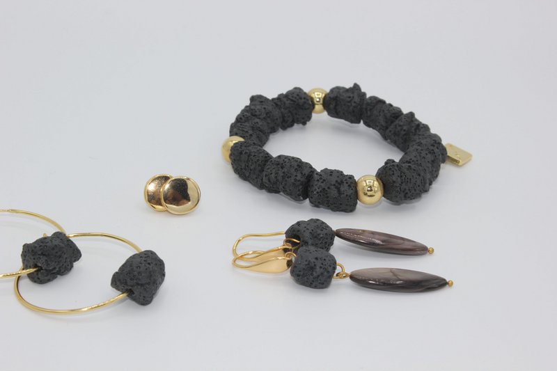 Natal Lava Bracelet