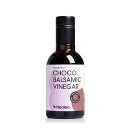  Choco Balsamic Vinegar, a dark brown vinegar with a rich, chocolatey flavor, suitable for dressings, marinades, and drizzling over desserts.