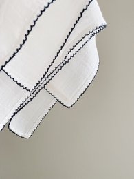 Mussola con piping all'uncinetto - Piping blu navy