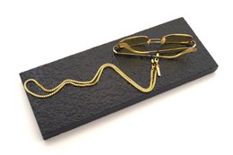 Box It - Cadena de gafas