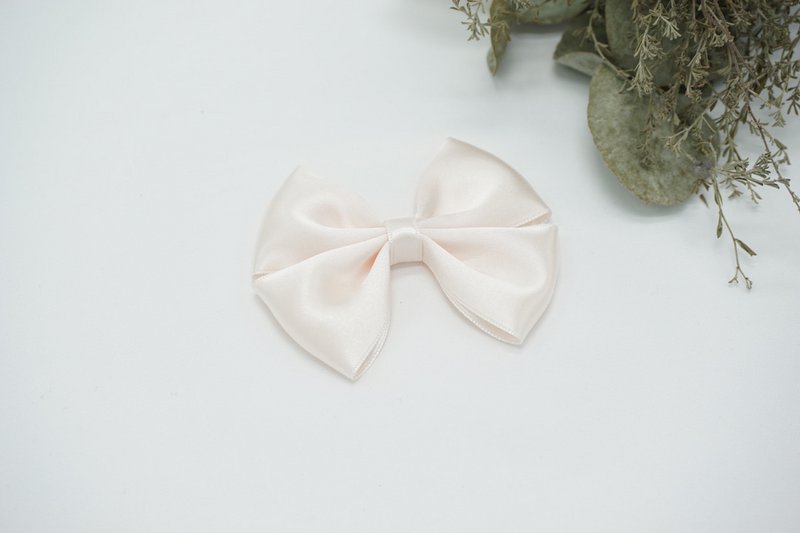 Satin regular bow