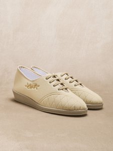 Ultra-soft derbies (1004665_0032)