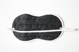 blonde sovemaske