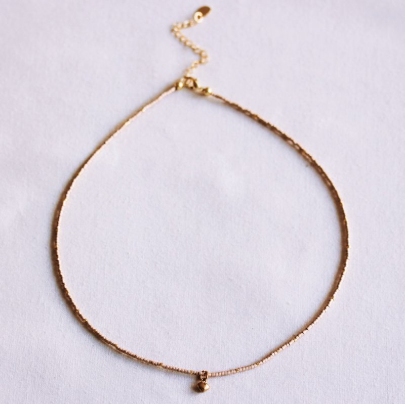 Miyuki necklace with mini heart – bronze/goldplated