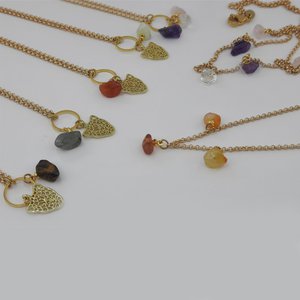 %2330 OW gold-colored crystal necklaces pack 7 pcs