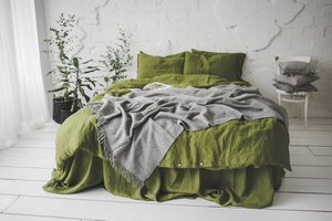 Green Moss Stonewashed Linen Bed Set