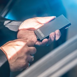 Porta carte RFID e NFC - Alluminio - Allungabile - Porta carte di credito da uomo - Sicurezza - Porta carte - Nero - Regalo uomo - Porta carte