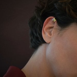 Mini zweifarbige Ohrmanschette