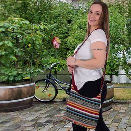 Sunsa hobo taske. Stribet taske i vævet bomuld. Dame/piger skuldertaske med justerbart håndtag. Letvægts stor stoftaske med lynlåslukning.