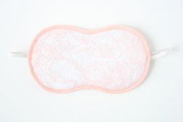 blonde sovemaske