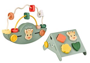Das erste Spielzeugset für Sophie, das Giraffenbaby