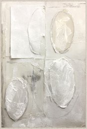  "Clear glass relief candles, oval shapes, decorative embossed designs, transparent cylinders, elegant home decor"