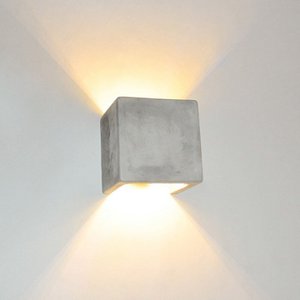 s.LUCE Plint wandlamp van betongrijs