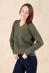 Long-sleeved ribbed V-neck knit sweater - Viscose - 1336