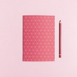 Notitieboek DIN A5 driehoekjes donkerrood