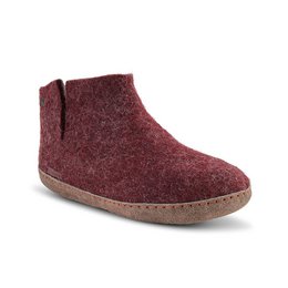 Dark red felt slipper with leather sole, suitable for indoor and outdoor wear.