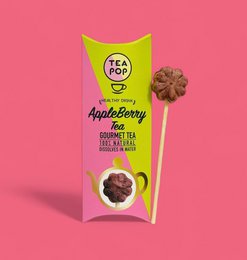 Gourmet tea on a stick with apple and berry flavors, dissolves in water, 100% natural, 20 sticks per tray.