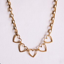 Chunky chain necklace with linked hearts