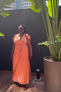 Robe pupping oxum manche volunteers tsaka orange