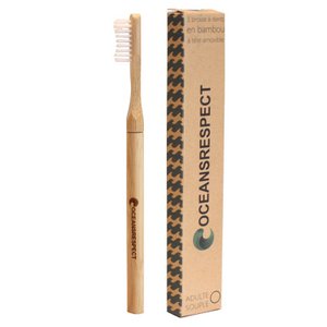 Toothbrush with interchangeable bamboo head
