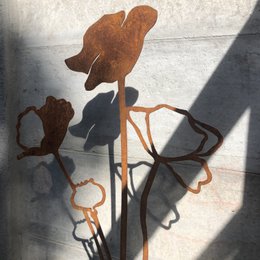Poppy open up - Objeto de acero corten