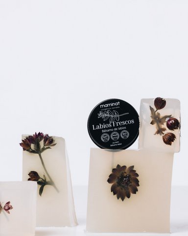 Protective lip balm - ideal against cold weather and dehydration