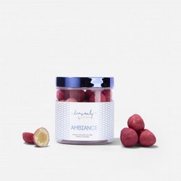 150g winegum with white chocolate, raspberry, and ginger flavors. Soft, chewy texture. Ideal for gifting or personal enjoyment.
