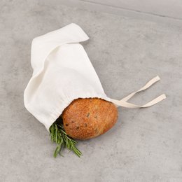 Natural hemp bread bag in off-white color, available in 3 sizes: 20 x 20 cm, 20 x 40 cm, and 15 x 60 cm. Reusable and eco-friendly storage for fresh bread.