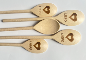 gegraveerde houten pollepel -Liefs