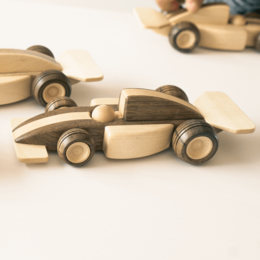 Wooden car F1 McLaren