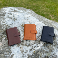 Lundholm pasjeshouder heren uitschuifbaar - met muntvak, briefgeld - leren pasjeshouder uitschuifbaar creditcardhouder heren cadeau voor man mannen cadeaus vaderdag geschenk vaderdag cadeau Cognac Bruin Zwart
