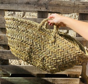 MEDIUM OVALE HOUDER VAN ESPARTO HOUT